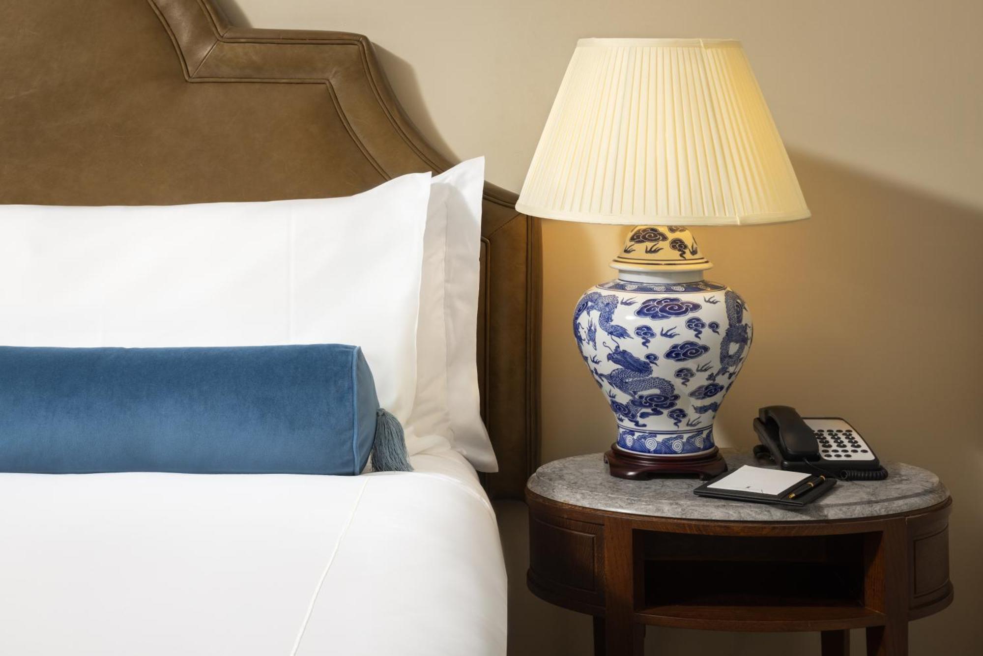Carton House A Fairmont Managed Hotel Мэйнут Экстерьер фото A lampshade