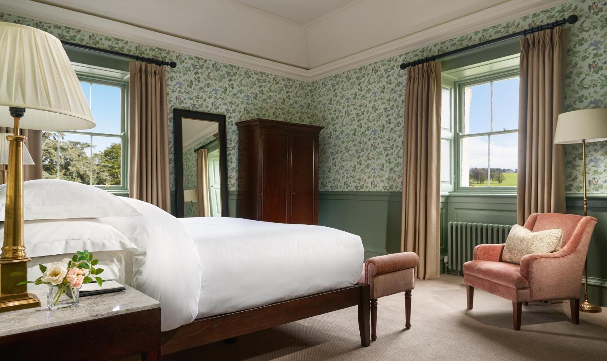 Carton House A Fairmont Managed Hotel Мэйнут Экстерьер фото A bedroom at The Pig